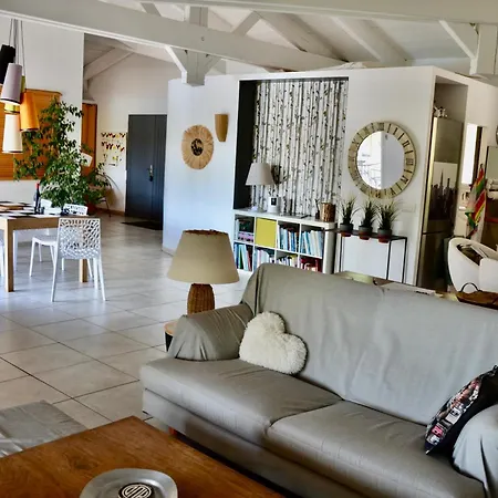 Contemporaine Au Calme Proche Et Golf *